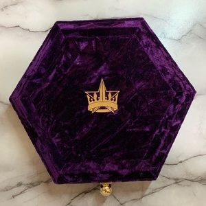 Jeffree Star Blood Lust Palette